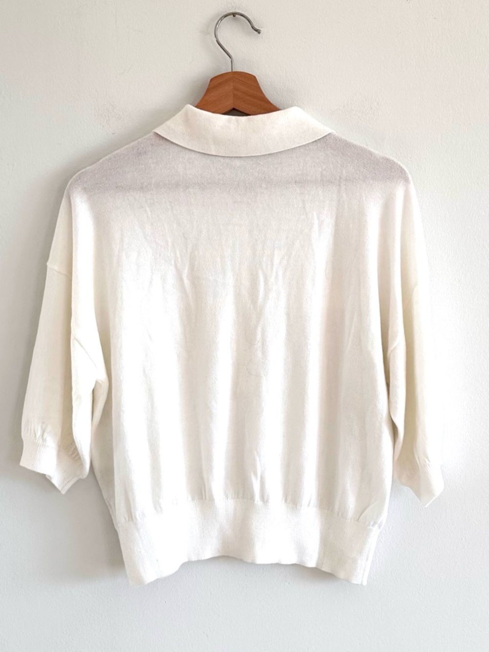 L’agence Masaki White Polo Sweater with turquoise buttons size Large - Picture 7 of 9